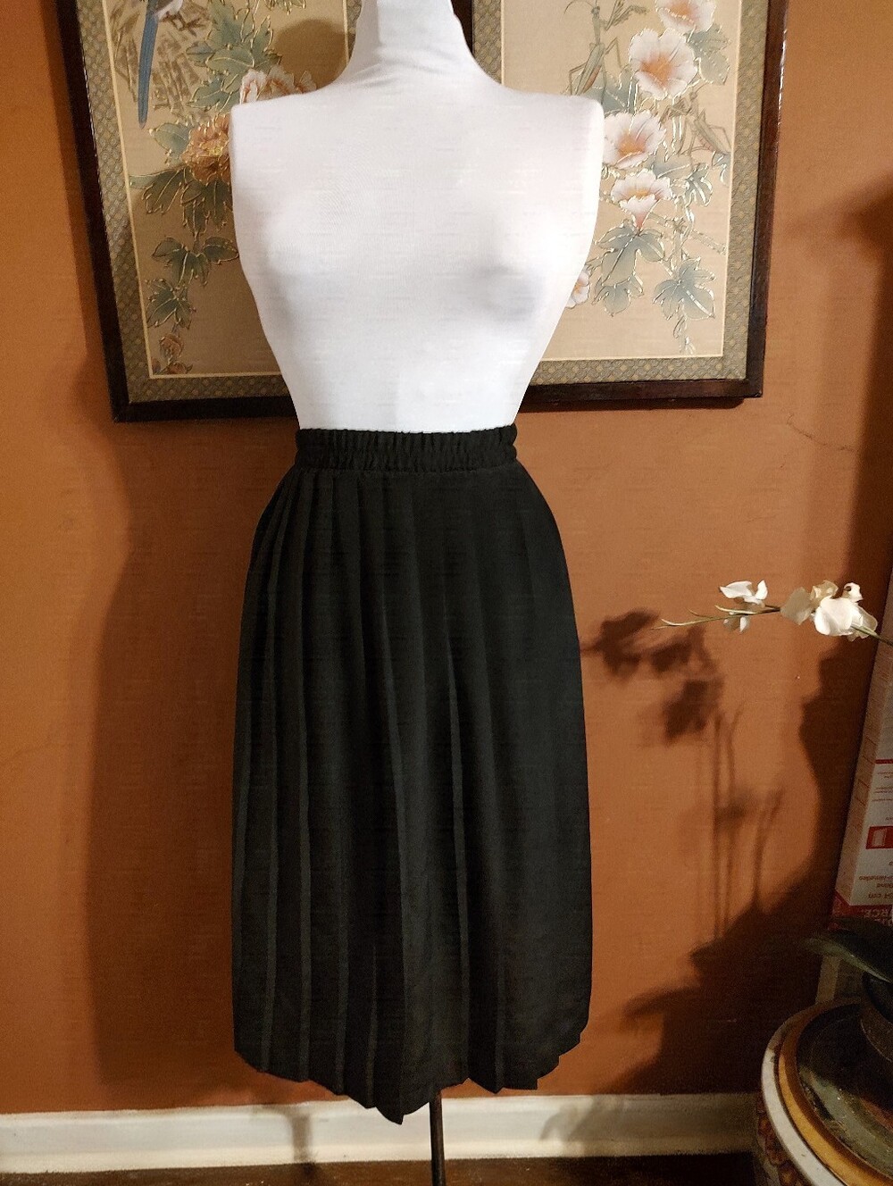 🍒🖤🍒 Elegant Vtg 80's Silky Soft Black Knife Pleat Midi Rockabilly Skirt - 12